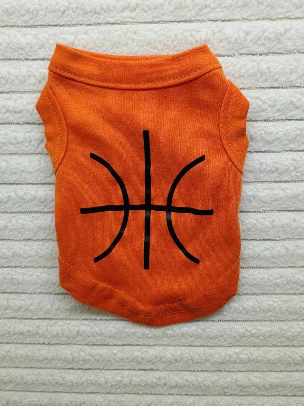 Basketball Dog Shirt XS Funny Graphic Sports Puppy Hoops Baller Pet Animal Gift - Picture 1 of 3